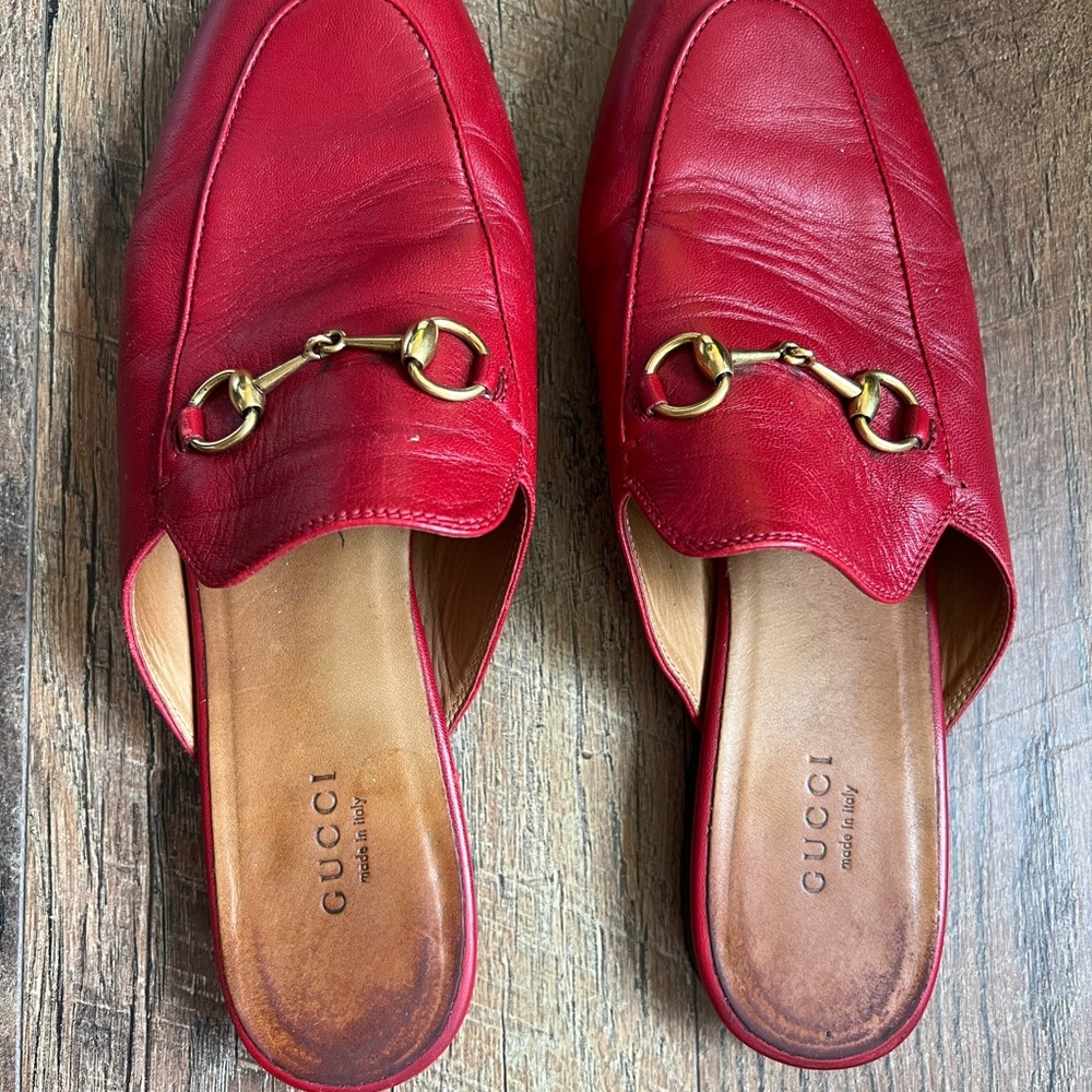 Gucci Size 39 Red Loafers Womens